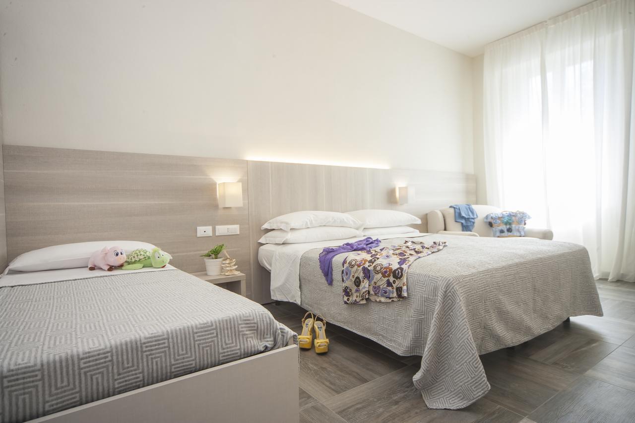 Hotel Aquila Azzurra Rimini Exterior photo
